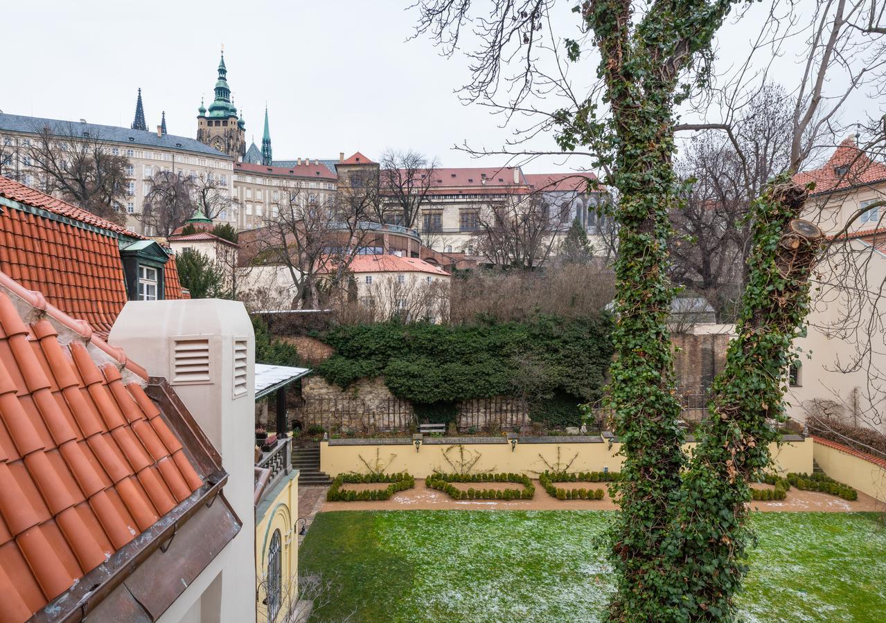 Blue Oak Aparthotel Prague Exterior photo