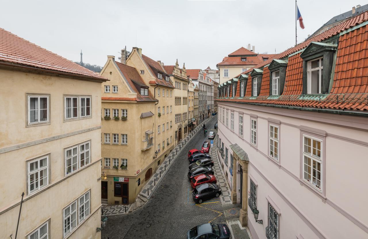 Blue Oak Aparthotel Prague Exterior photo